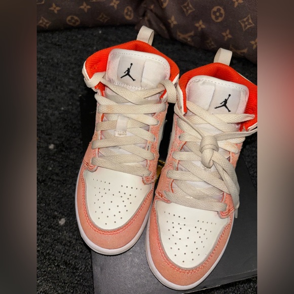 Jordan 1 Mid SE ( PS ) - Picture 4 of 7